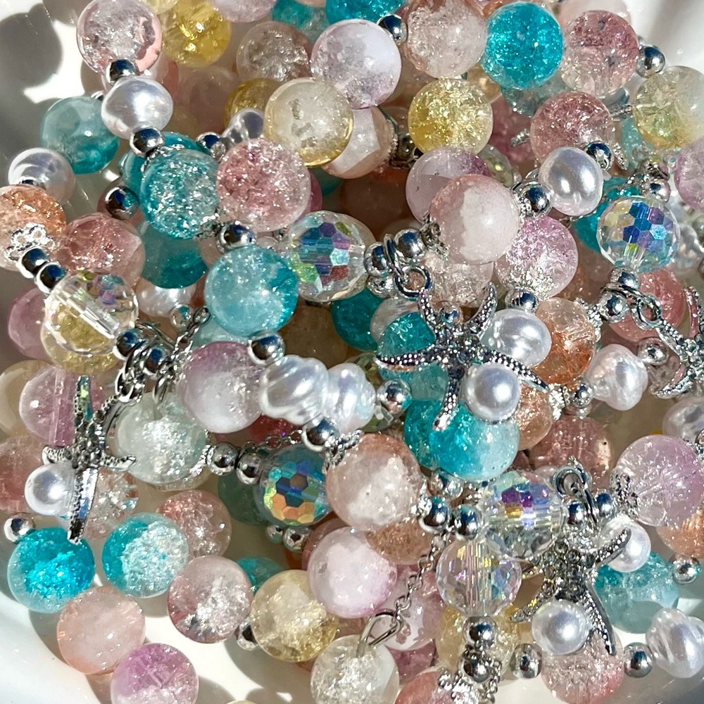 Coastal Glass Beaded Bracelet With Starfish Charm NWOT